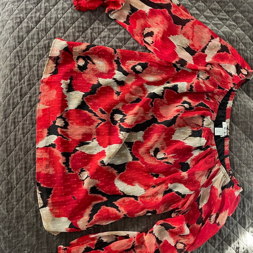 White House Black Market Red Floral Blouse